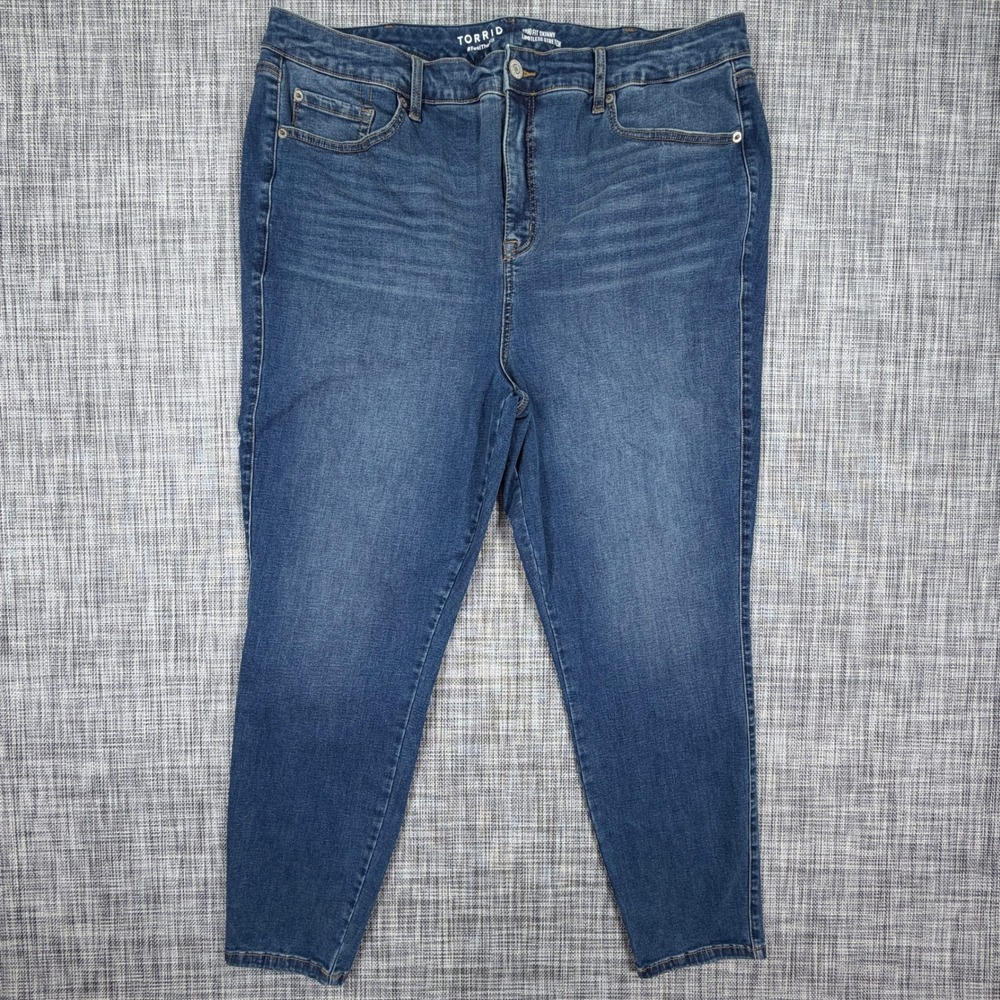 Torrid Womens TrioFit Skinny Jeans 22T-26T Tall Blue Denim Limitless Stretch